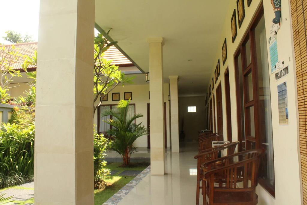 Purnama Guesthouse ชังกู ภายนอก รูปภาพ