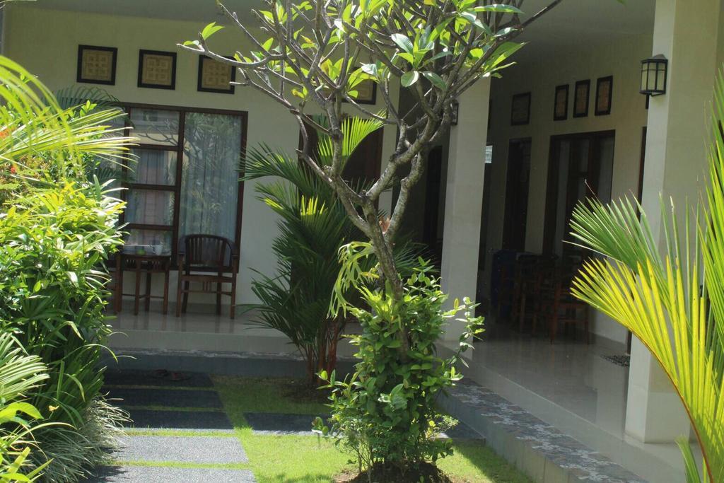 Purnama Guesthouse ชังกู ภายนอก รูปภาพ