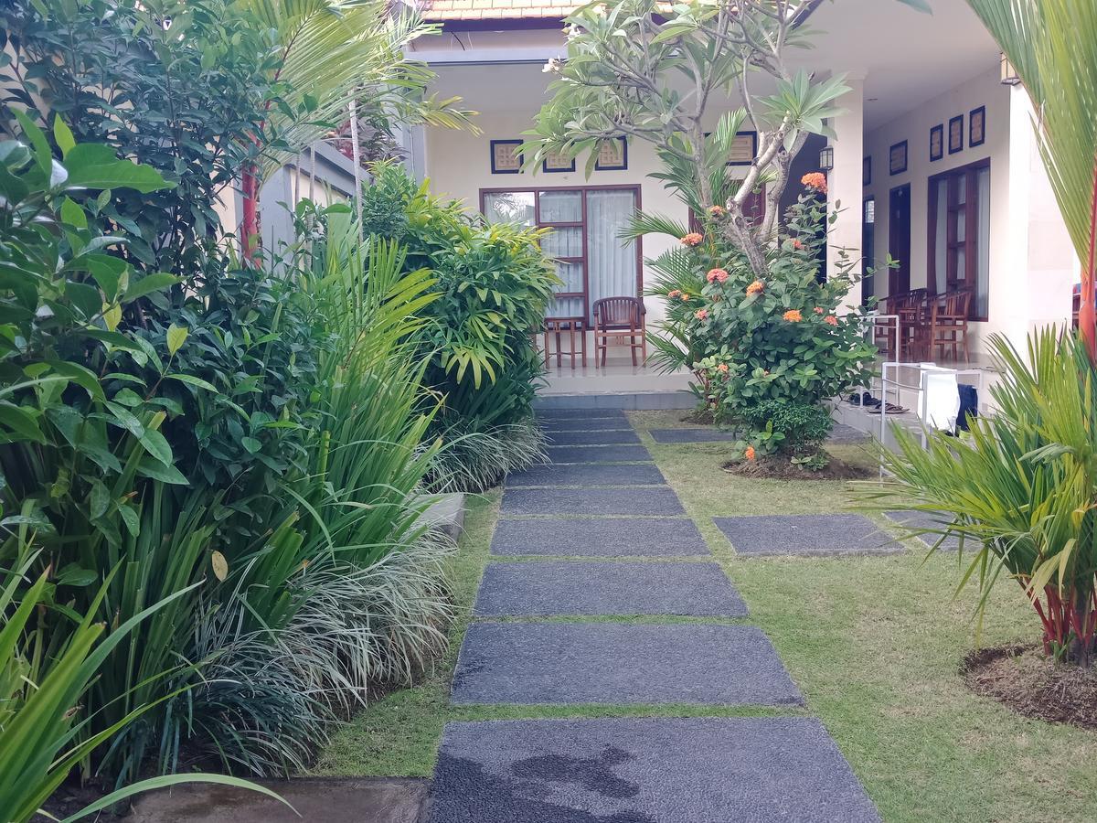 Purnama Guesthouse ชังกู ภายนอก รูปภาพ